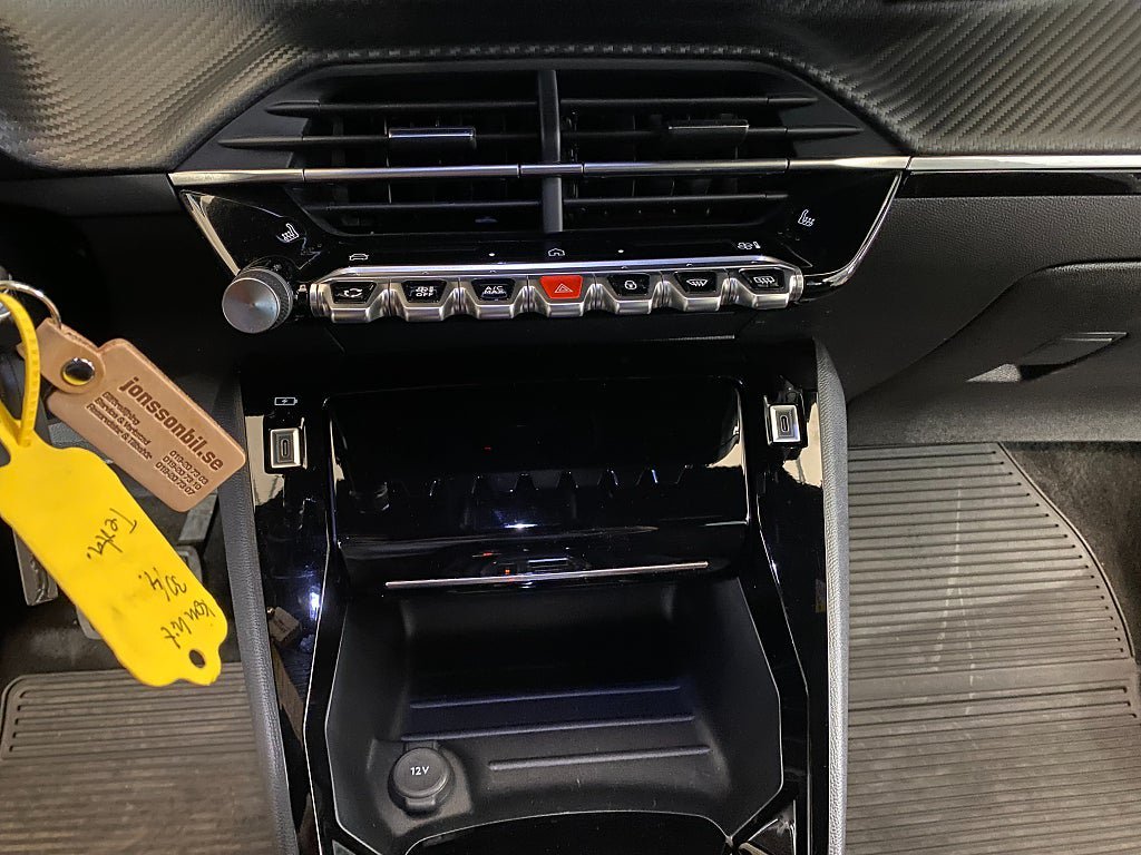 Vehicle Image 36