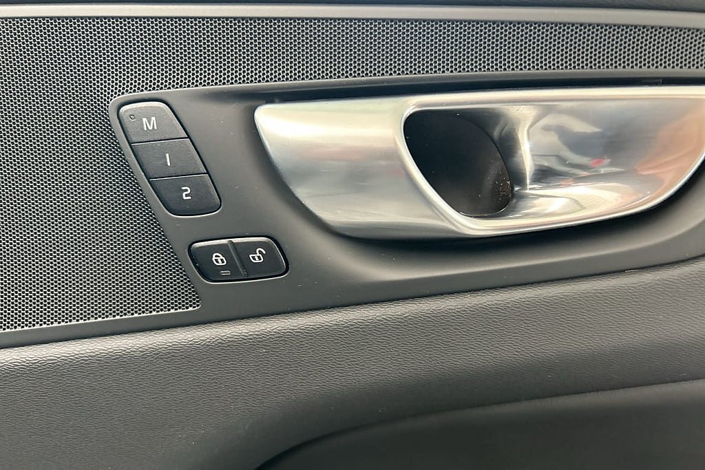 Vehicle Image 28