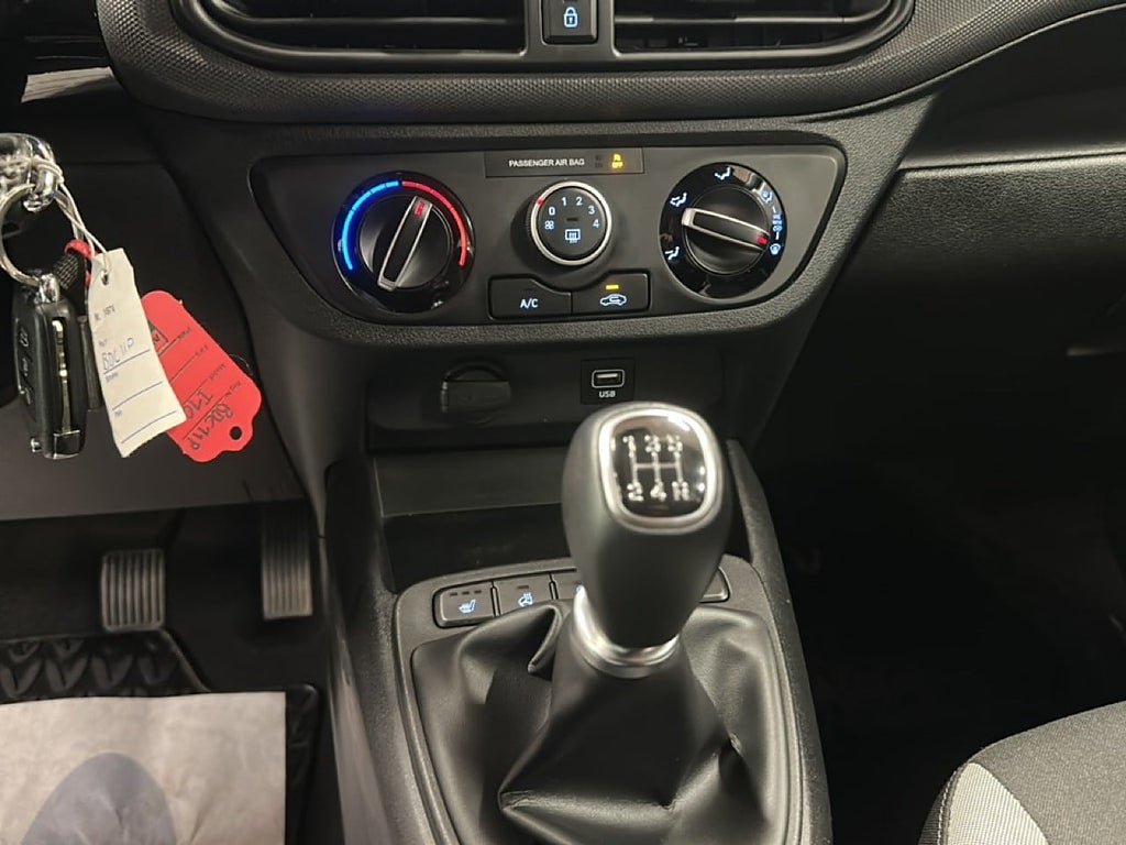Vehicle Image 20