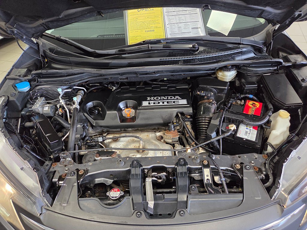 Vehicle Image 16