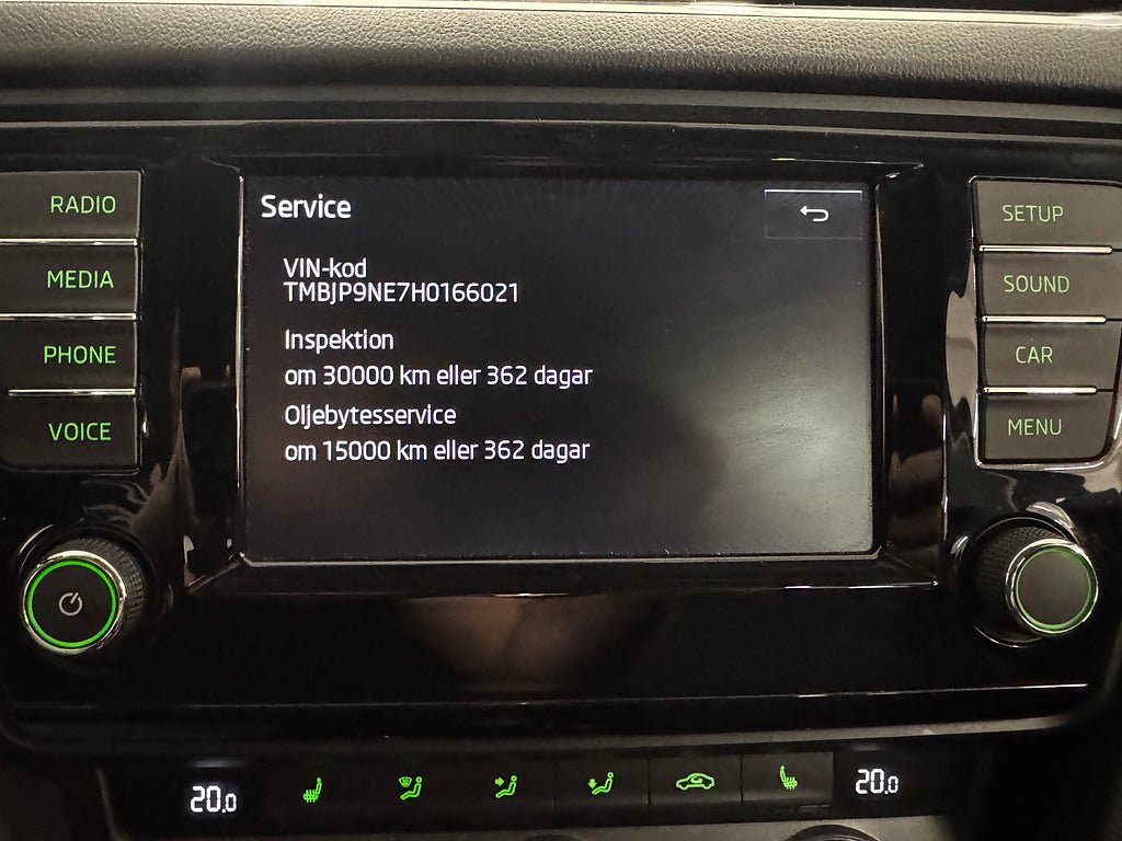 Vehicle Image 21
