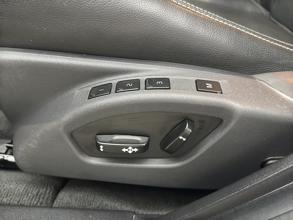 Vehicle Image 28