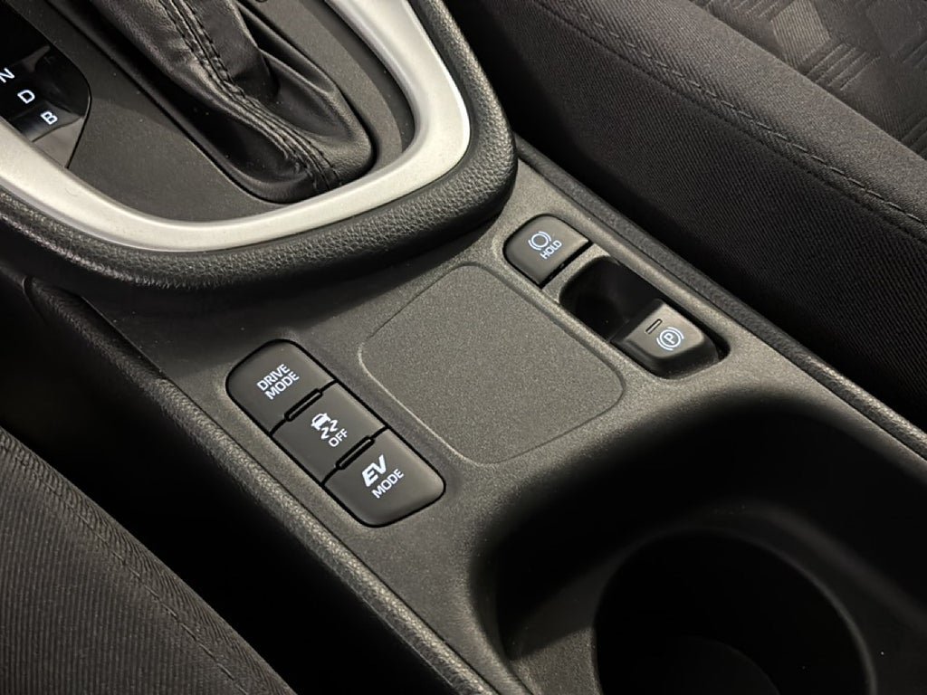 Vehicle Image 15