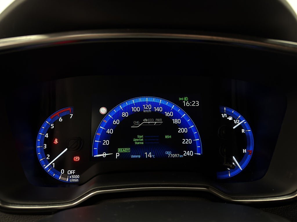 Vehicle Image 13