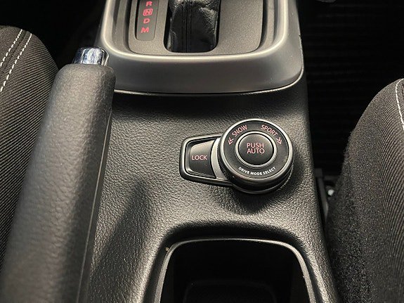 Vehicle Image 28