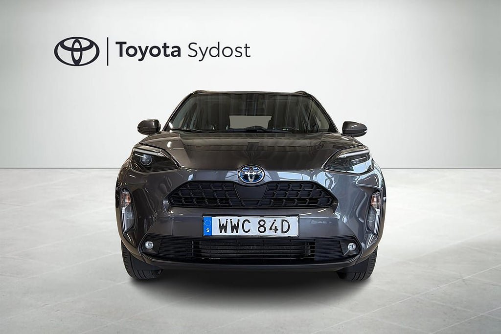 Vehicle Image 6