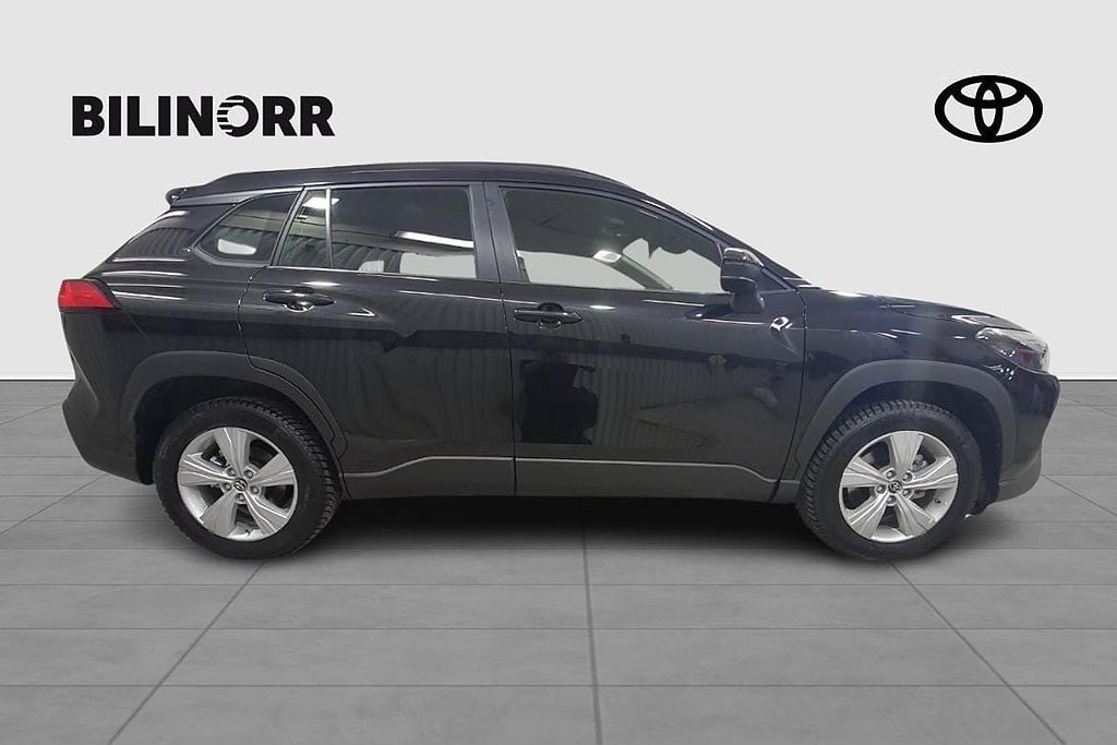 Vehicle Image 6