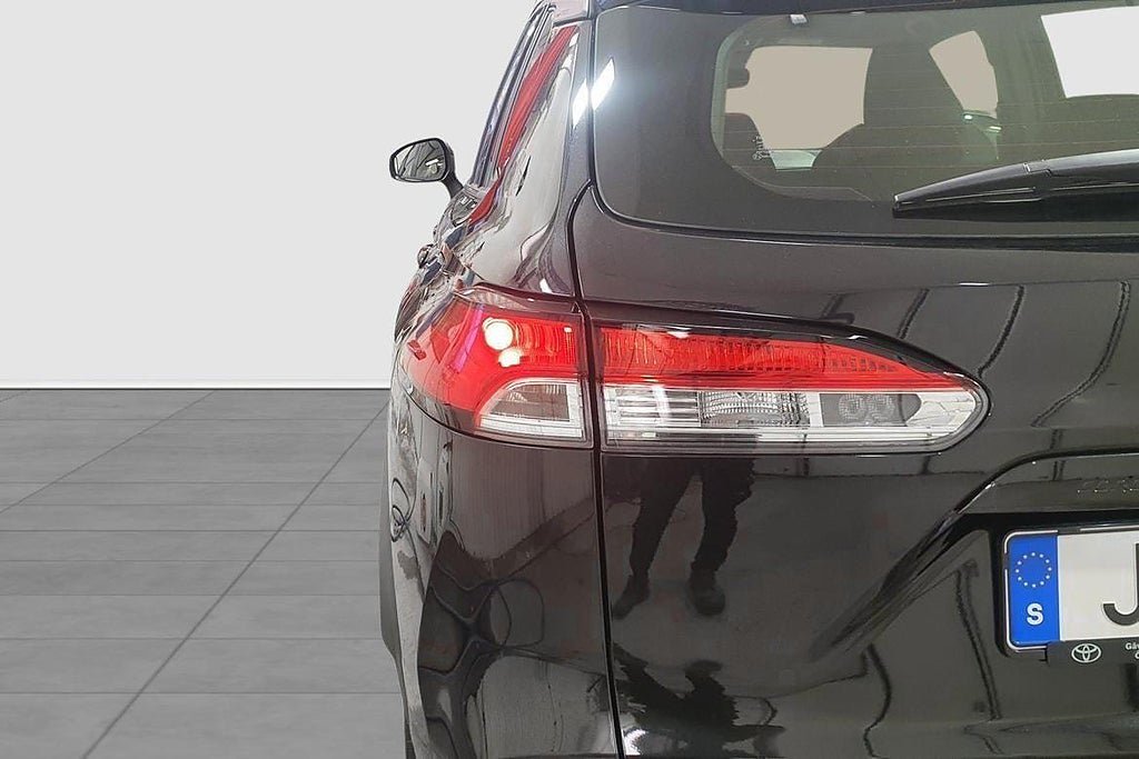 Vehicle Image 10