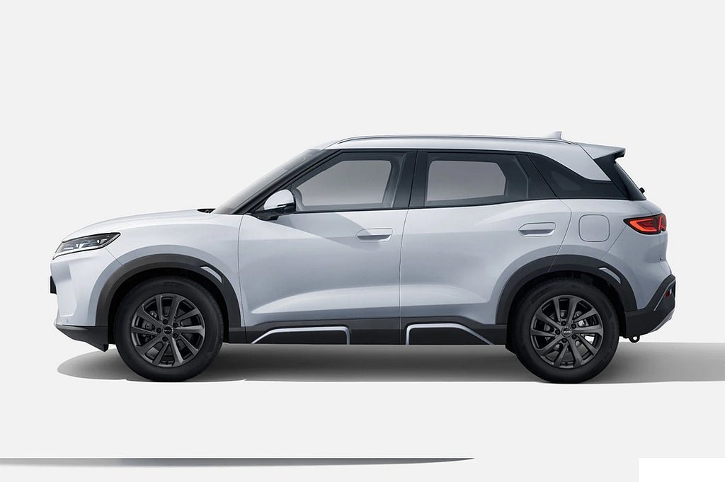 Vehicle Image 4