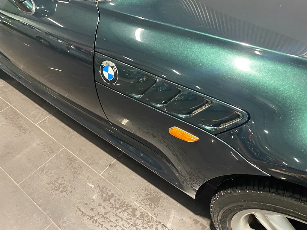 Vehicle Image 17