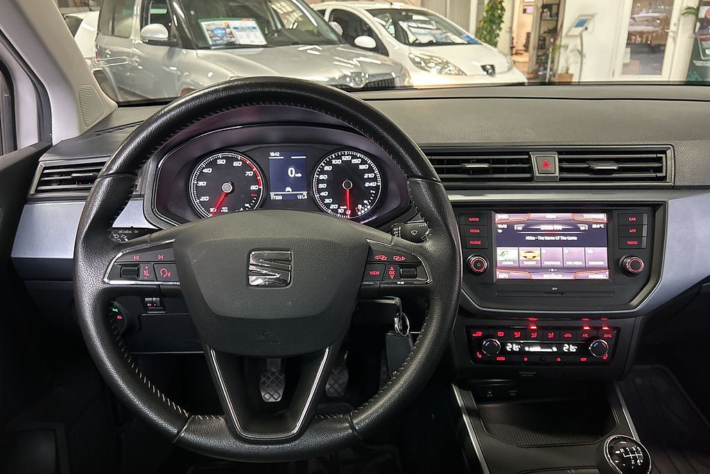Vehicle Image 14