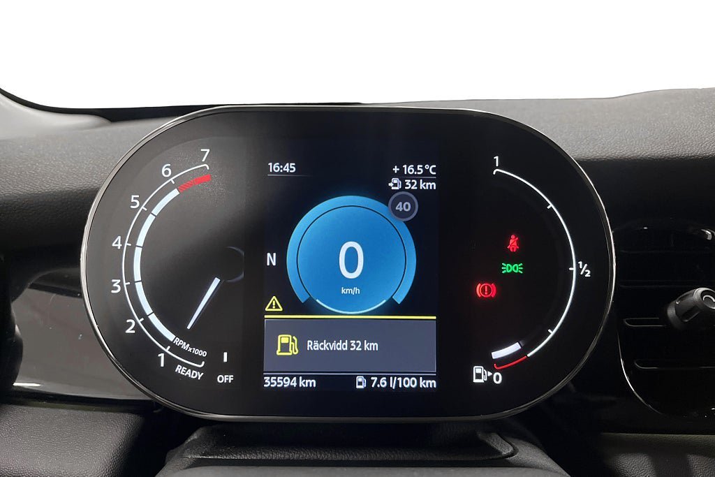 Vehicle Image 23