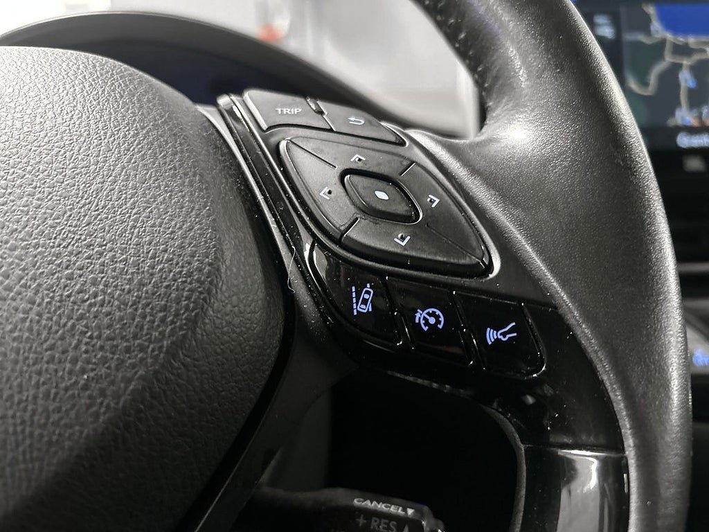 Vehicle Image 18