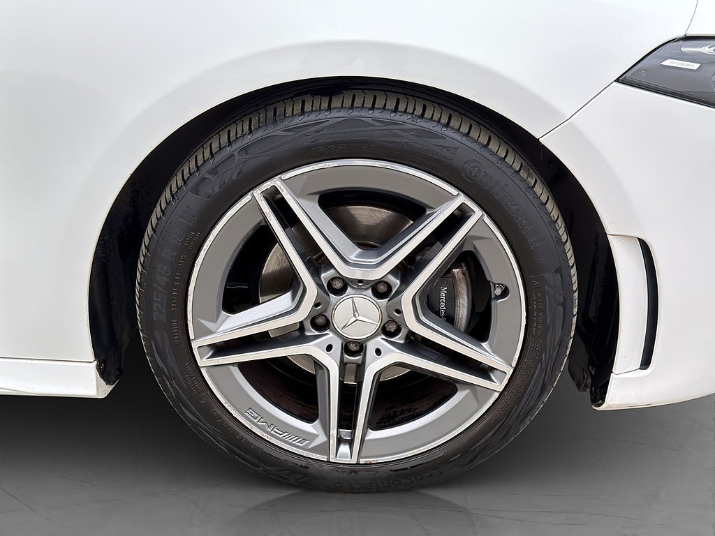 Vehicle Image 31