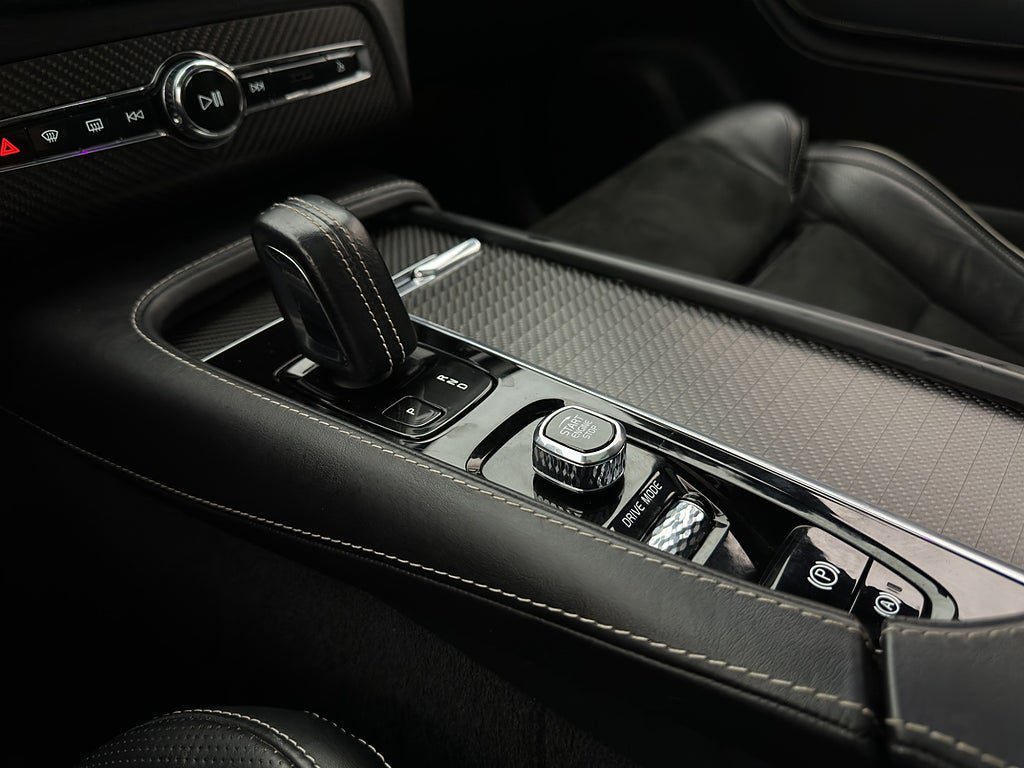 Vehicle Image 28