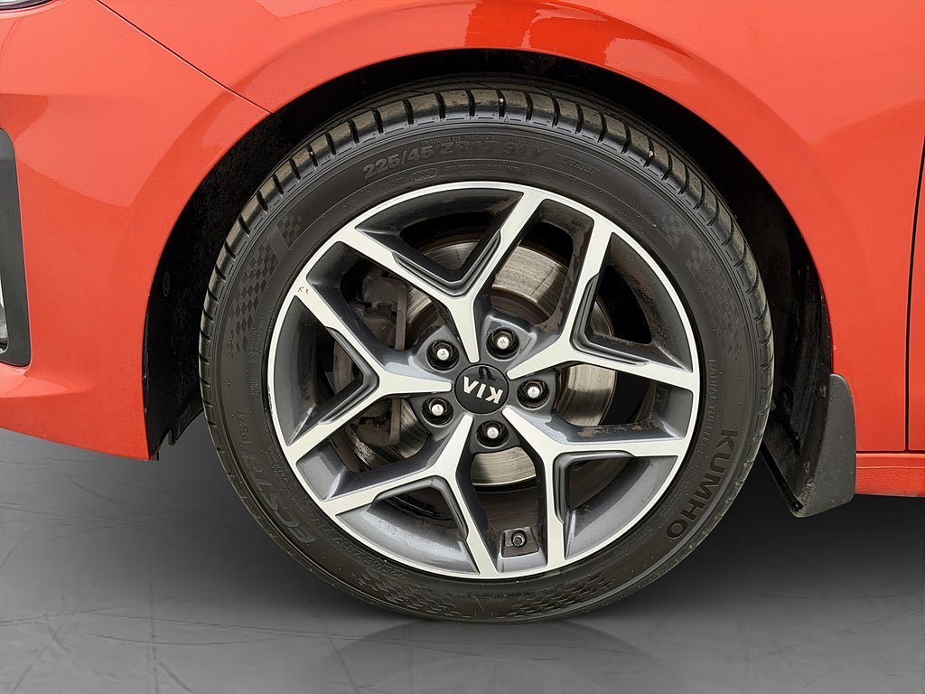 Vehicle Image 32