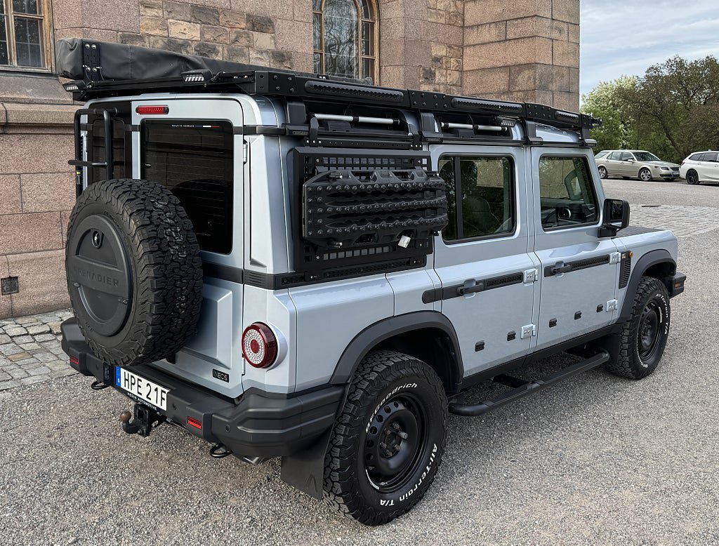 Vehicle Image 4