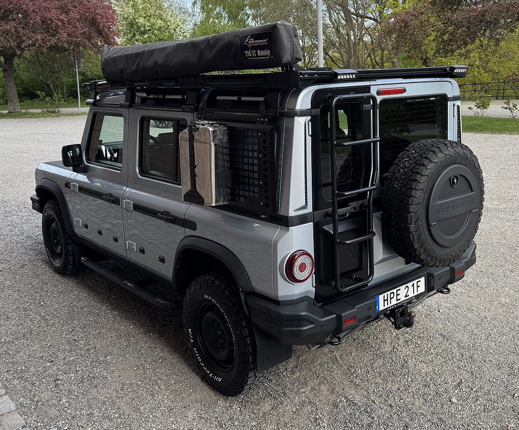 Vehicle Image 6