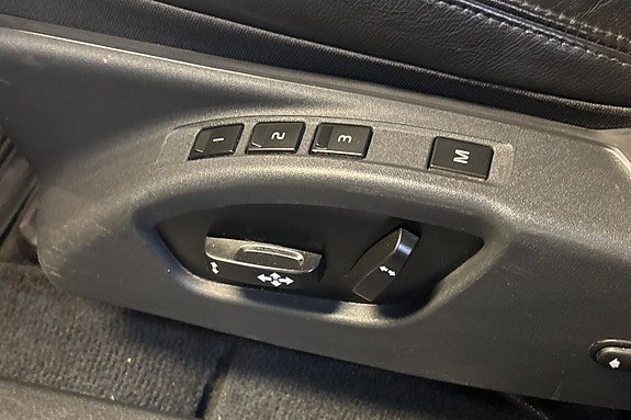 Vehicle Image 27