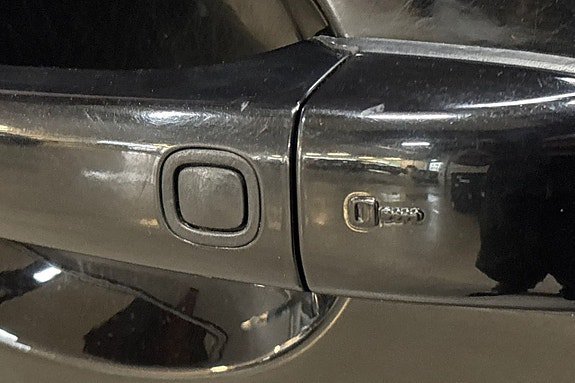 Vehicle Image 29