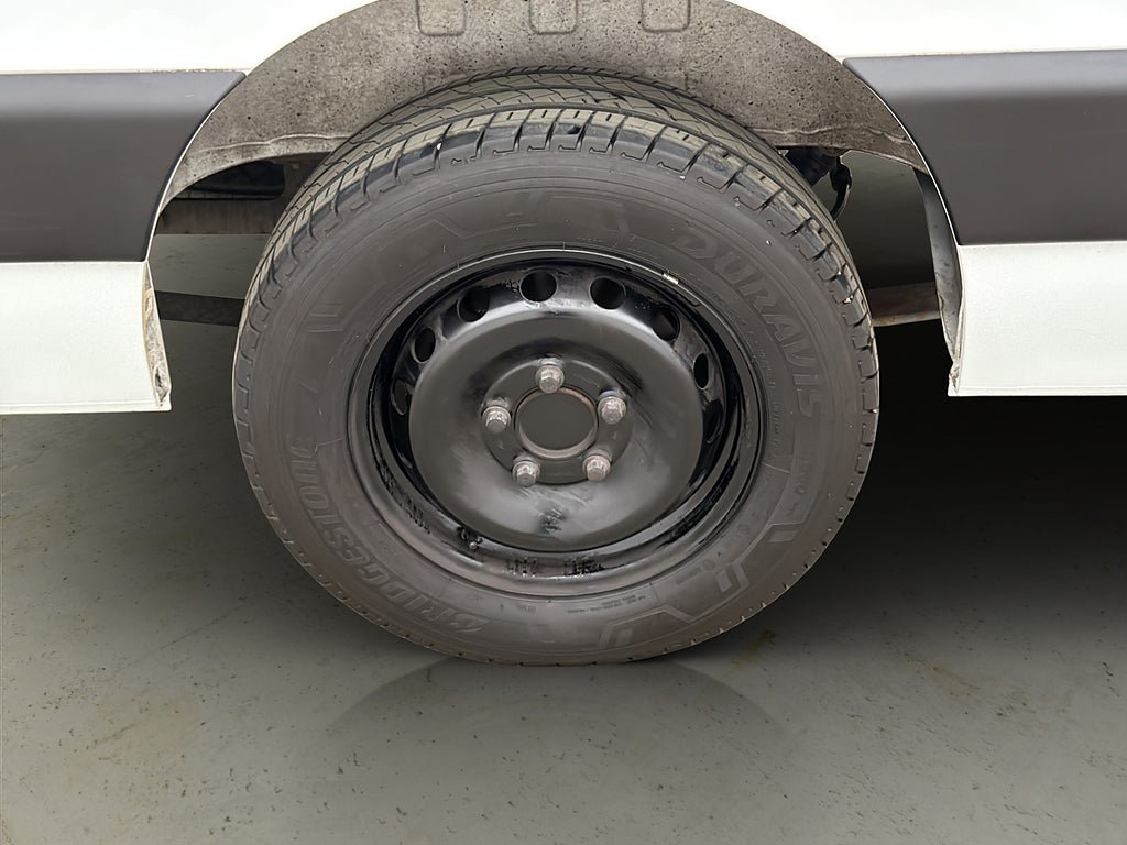 Vehicle Image 31
