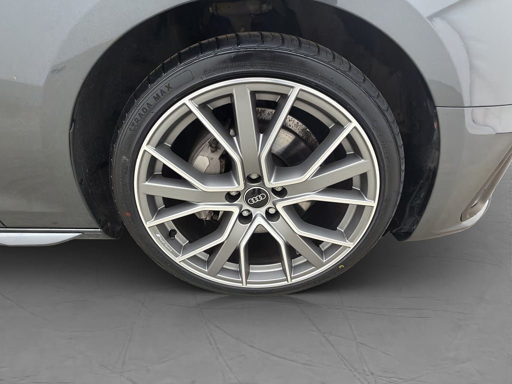 Vehicle Image 30