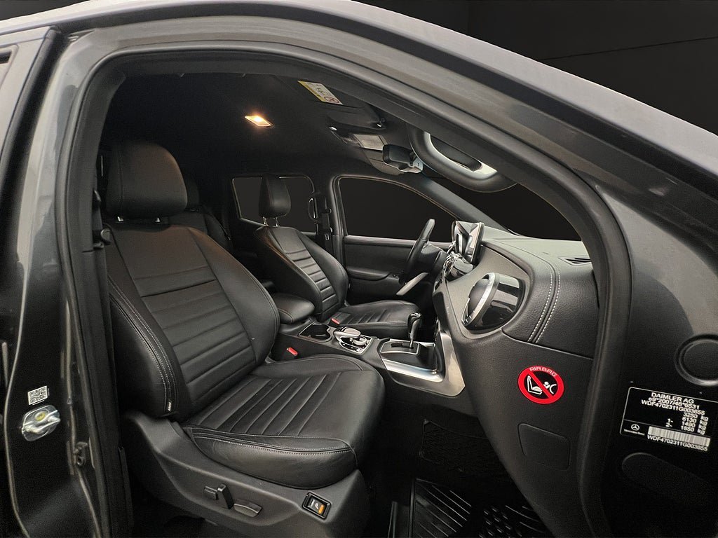 Vehicle Image 30