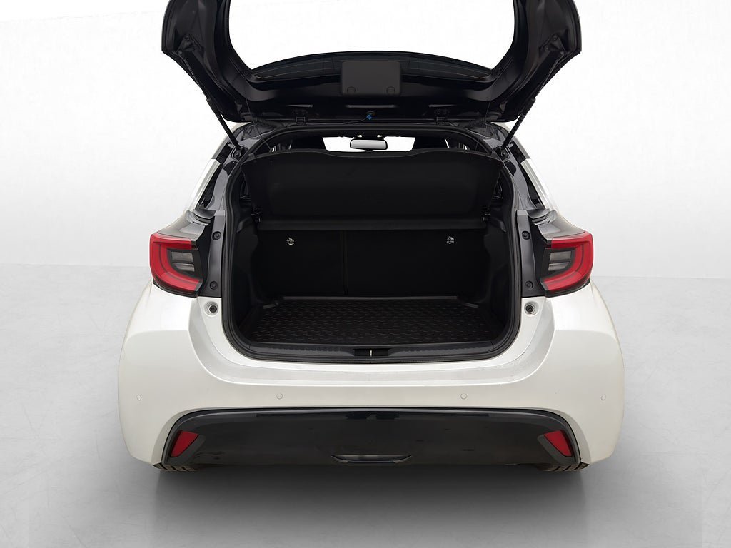 Vehicle Image 30