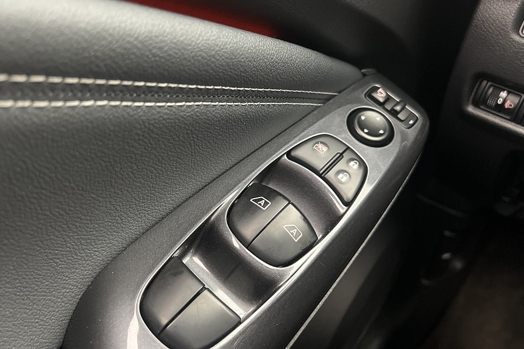 Vehicle Image 28