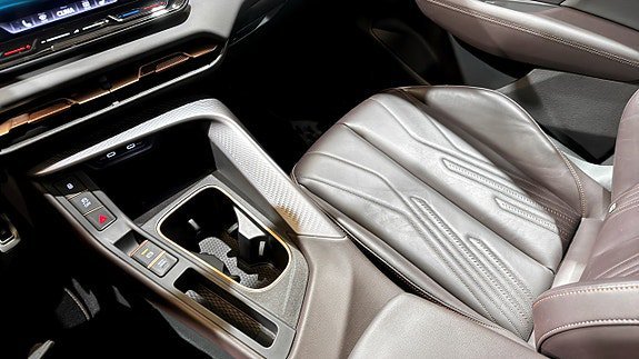 Vehicle Image 20