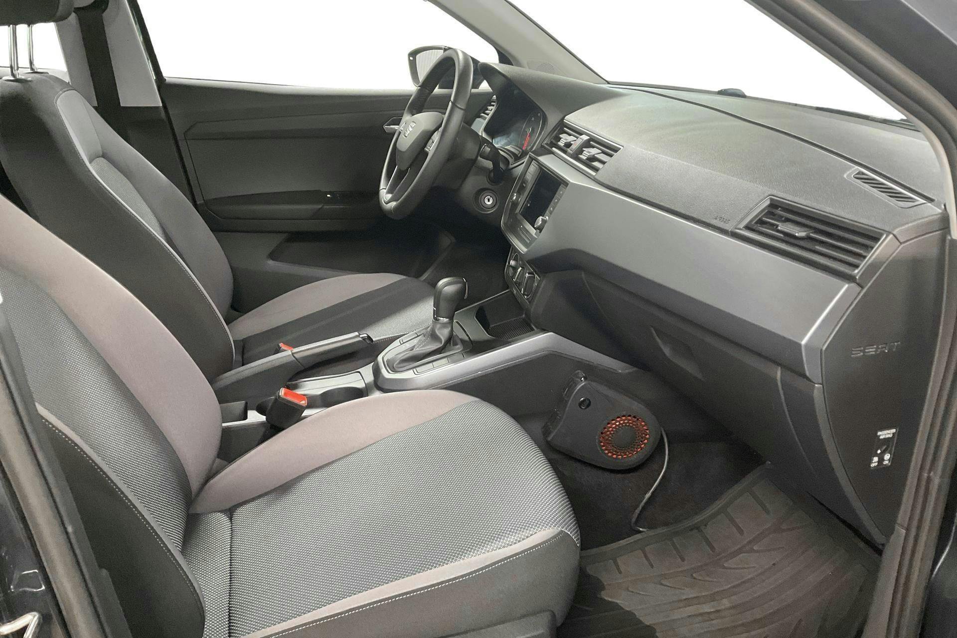 Vehicle Image 7