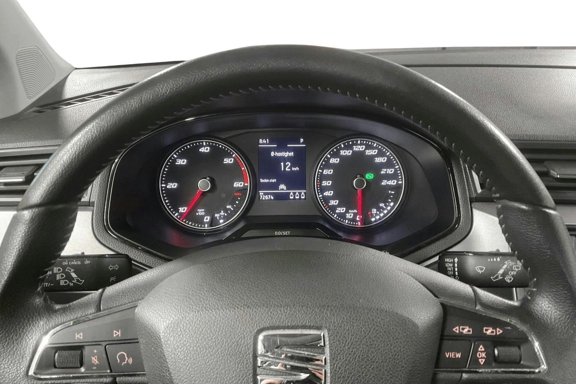 Vehicle Image 10