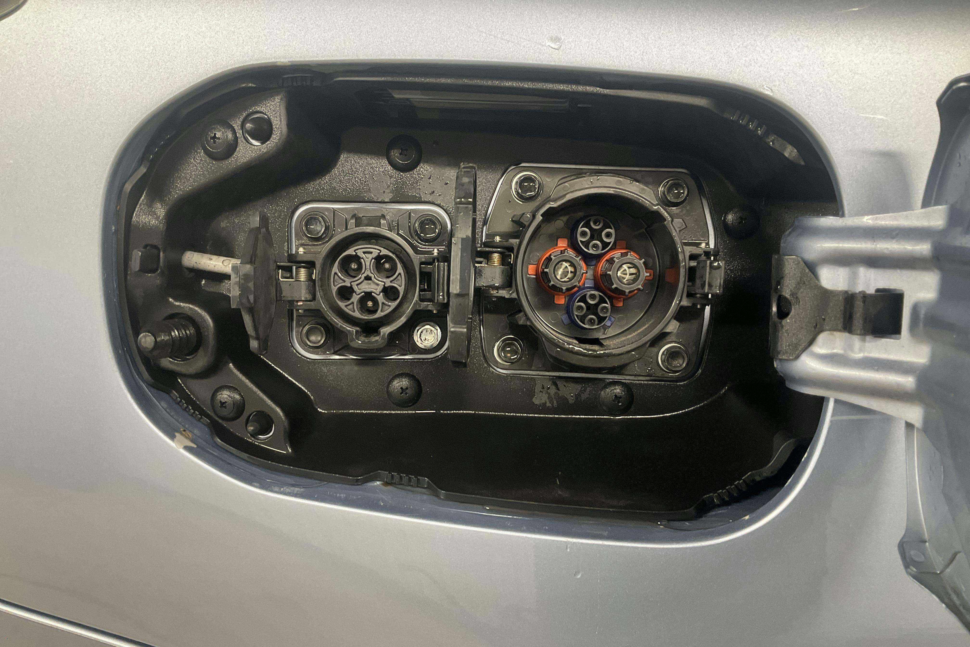Vehicle Image 17