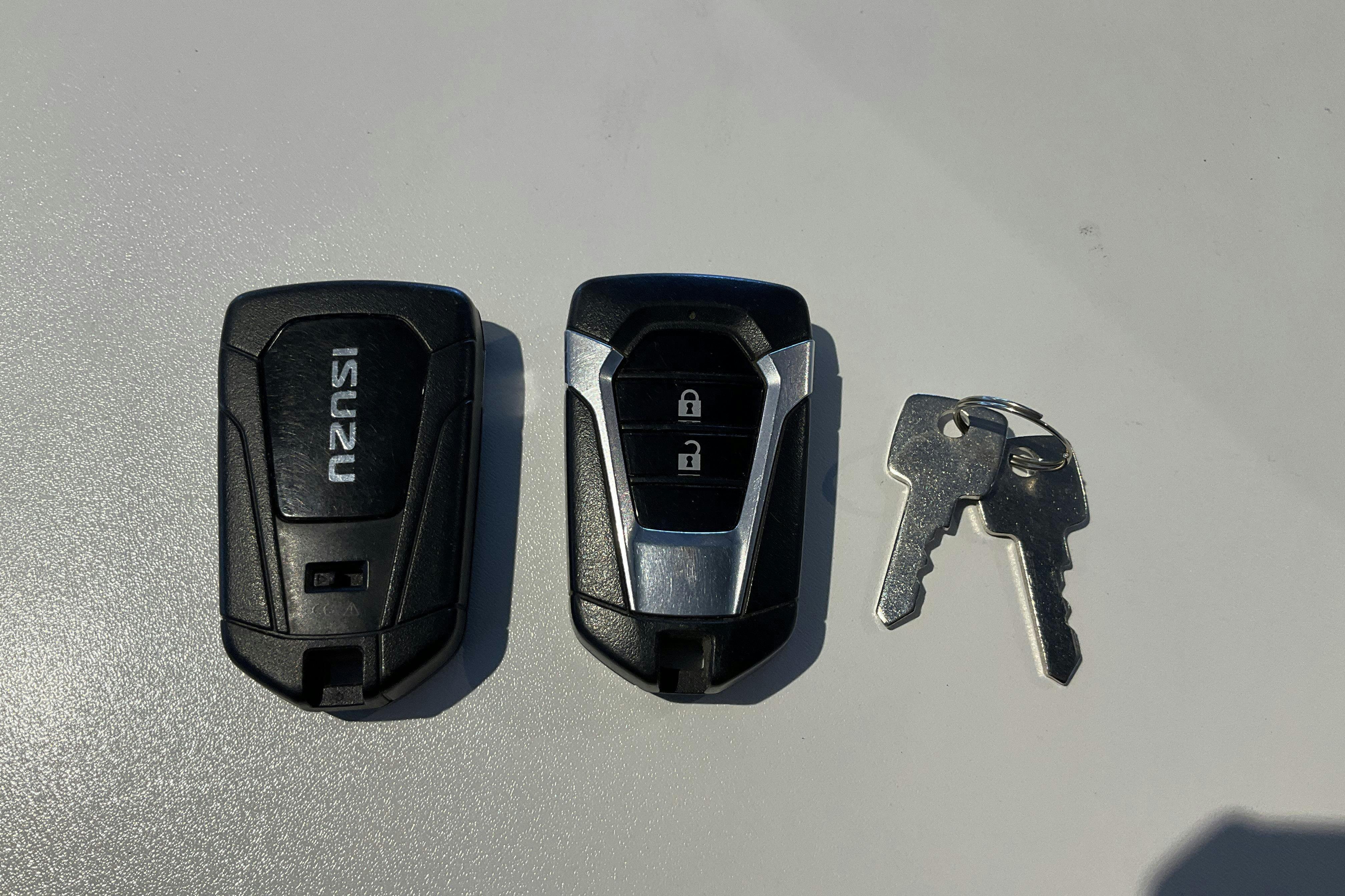 Vehicle Image 16