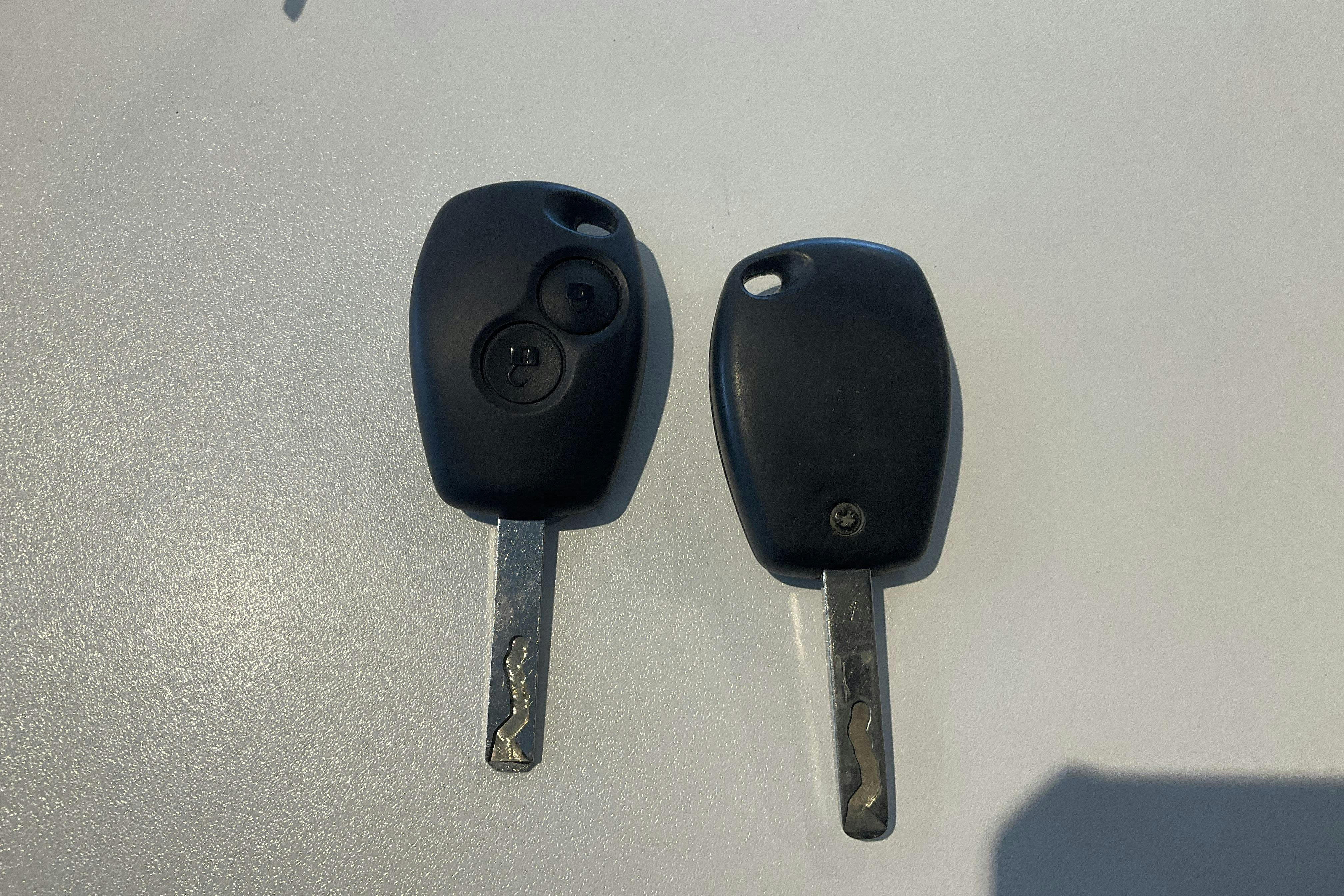Vehicle Image 18