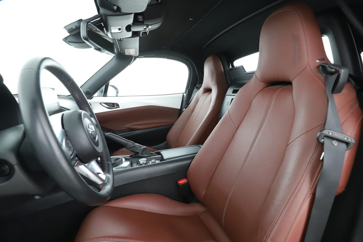 Vehicle Image 11