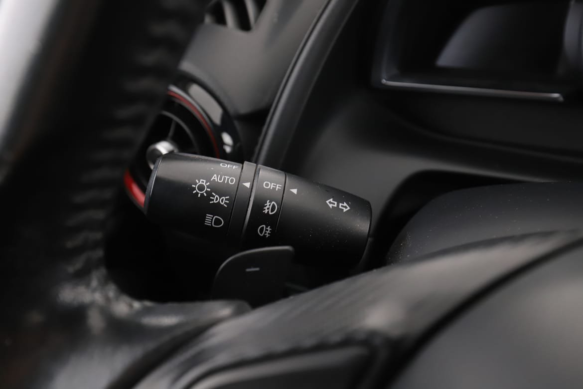 Vehicle Image 32