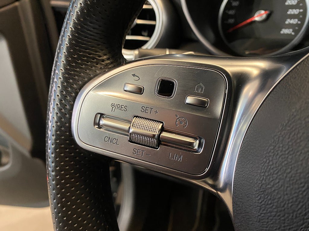 Vehicle Image 60
