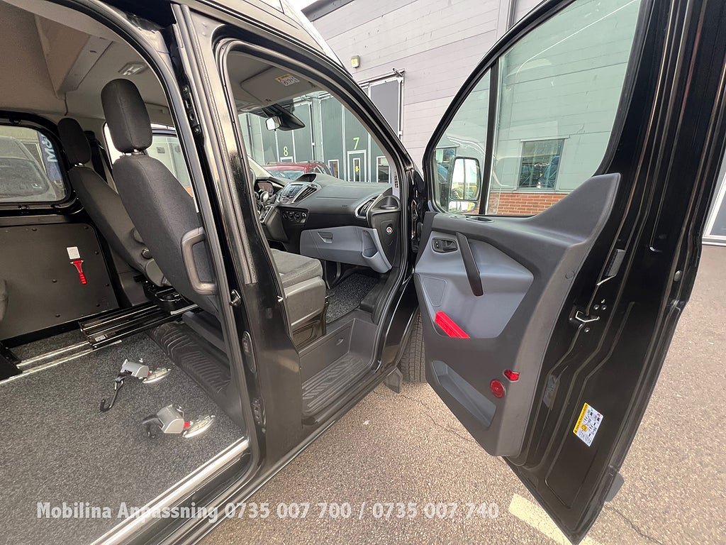 Vehicle Image 36