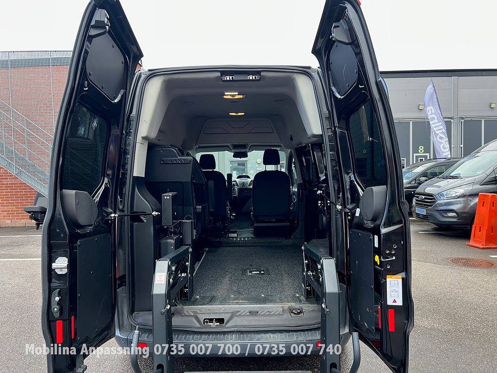 Vehicle Image 37