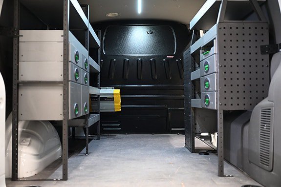 Vehicle Image 9