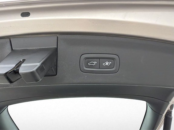 Vehicle Image 29