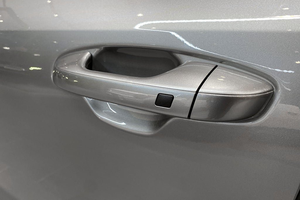 Vehicle Image 18
