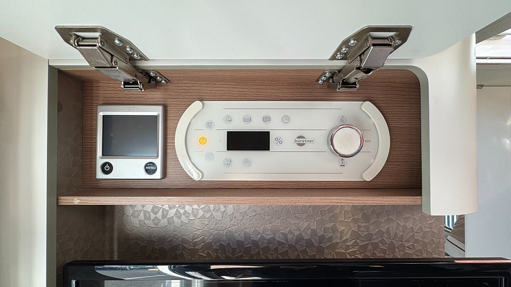 Vehicle Image 22