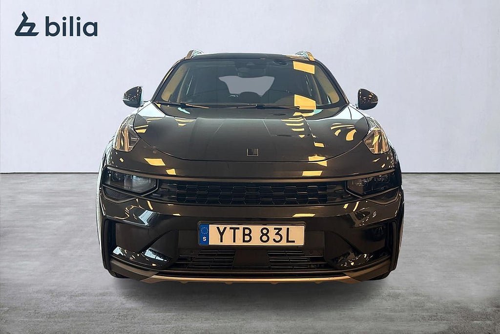Vehicle Image 6