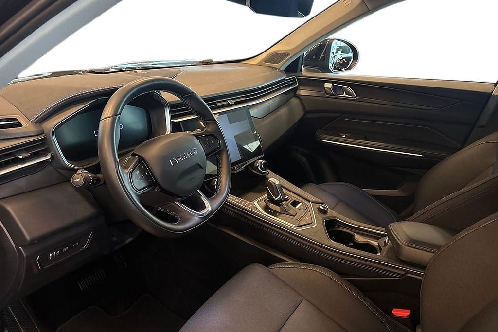 Vehicle Image 14
