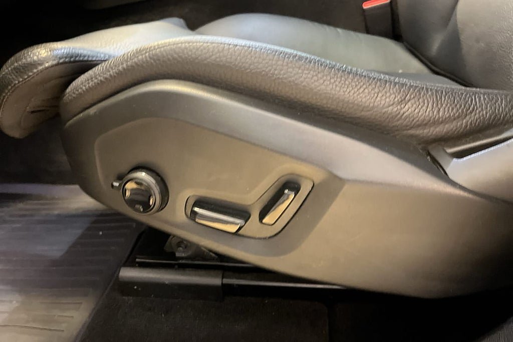 Vehicle Image 20