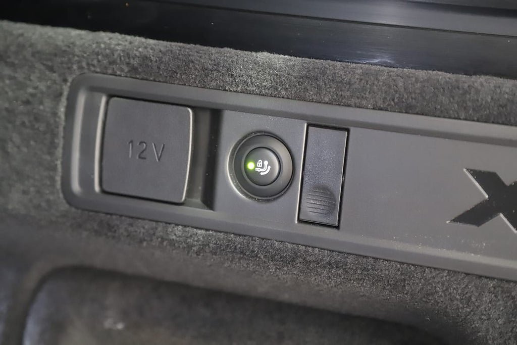 Vehicle Image 23