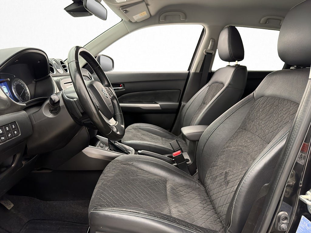 Vehicle Image 15