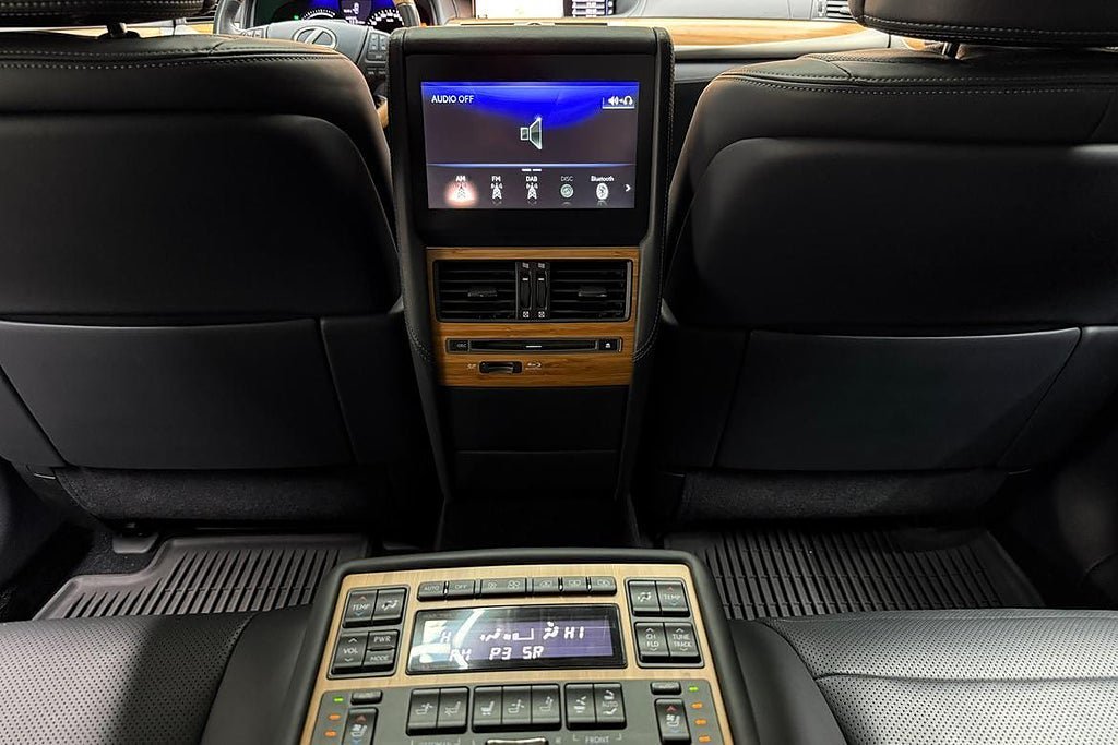 Vehicle Image 22